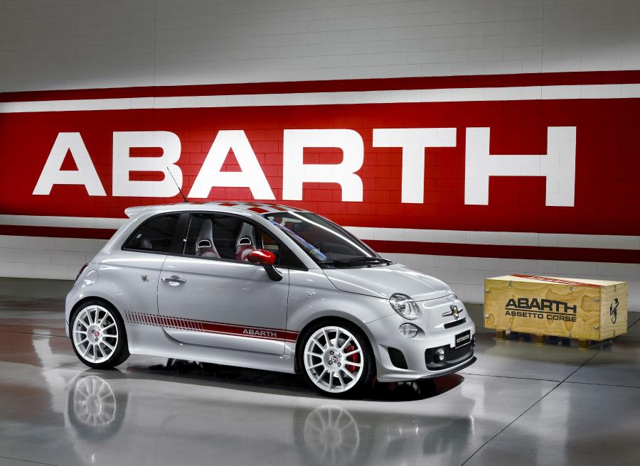  Abarth 500 esseesse 2008 года  (фото 3 из 3)